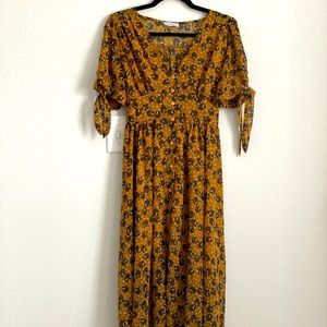 Ocre midi dress w/ flower motif